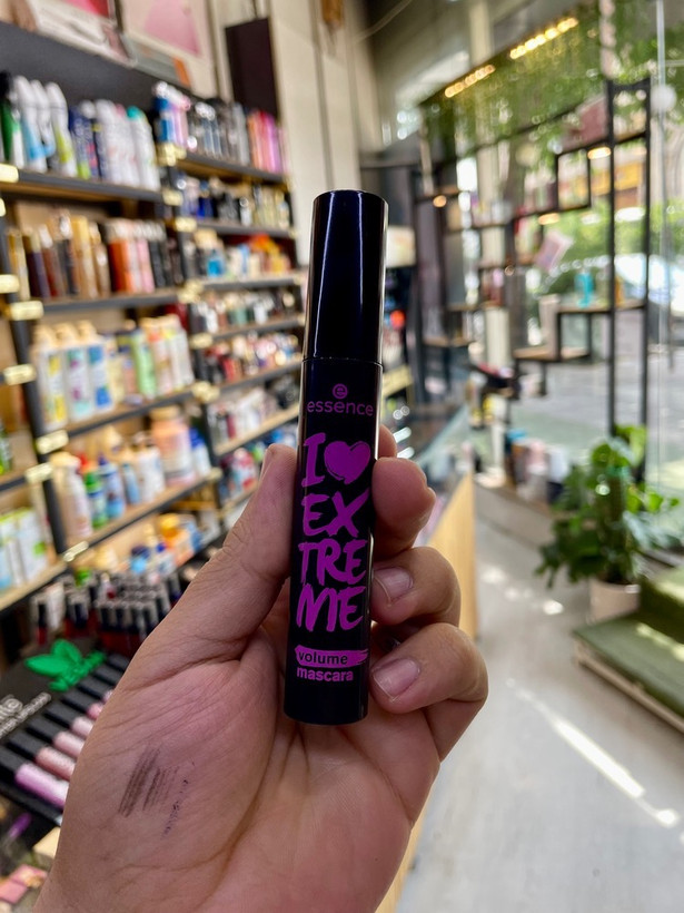 ریمل حجم دهنده اسنس مدل volume mascara ضد حساسیت و اورجینال