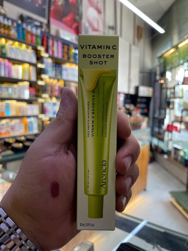 کرم روشنکننده صورت آرنسیا مدل Vitamin C Booster Shot مناسب برای انواع پوست حجم 30 میلیلیتر